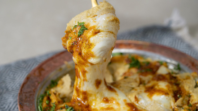 Ekmek Banmalık: Kaşarlı Humus