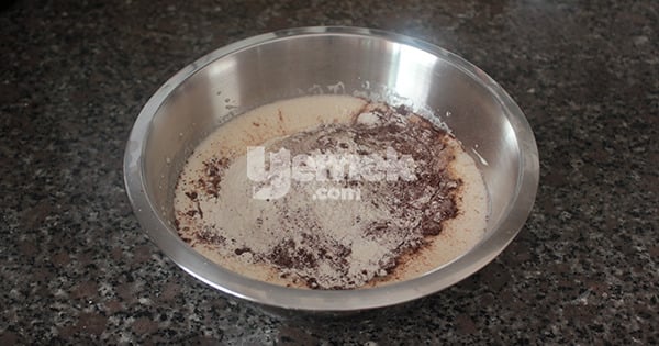 kahveli-kolay-cupcake-asama-2