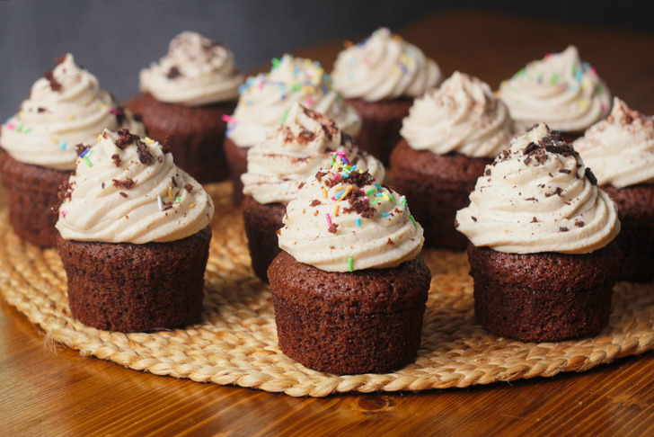 Kahveli Kolay Cupcake Tarifi