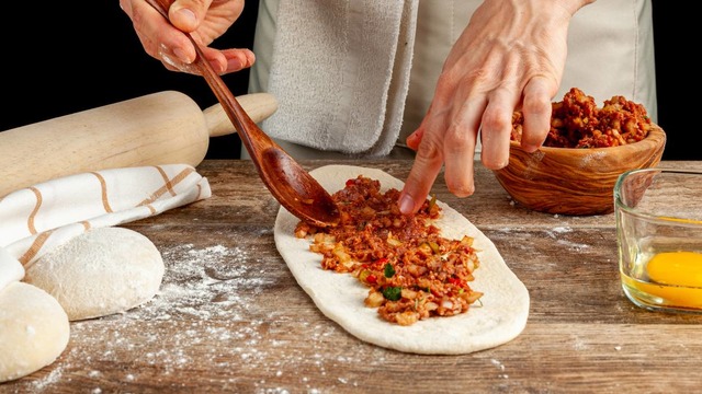 Her Deneyen Kıvamını Tutturur: Pide Hamuru Nasıl Yapılır?