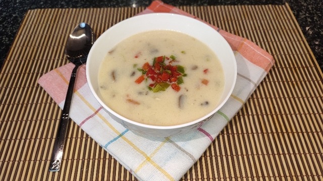 Seviye Atladı: Tavuklu Biberli Mantar Çorbası
