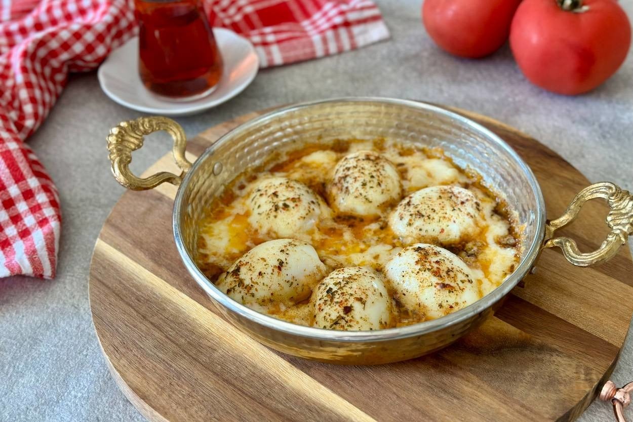 Muhteşem İkili: Peynirli Yumurta Kapama