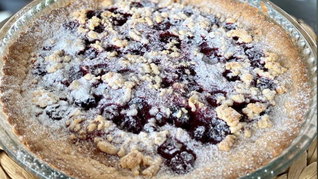 Rengiyle İştah Açan: Vişneli Tart