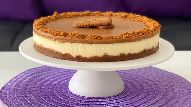 Cheesecake Sevenlere: Karamelize Bisküvili Cheesecake