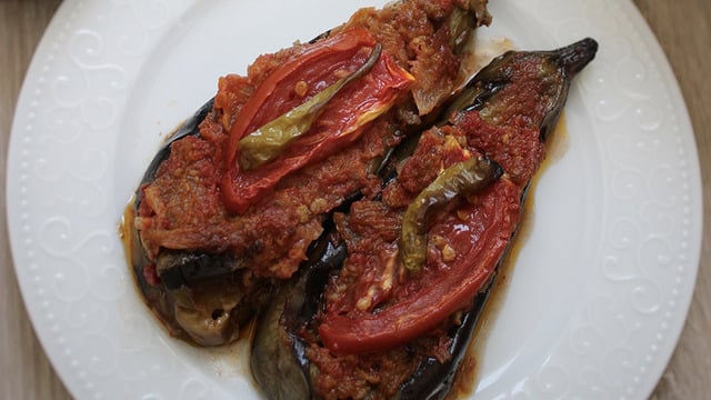 Vazgeçilmeziniz Olacak: Zeytinyağlı Karnıyarık
