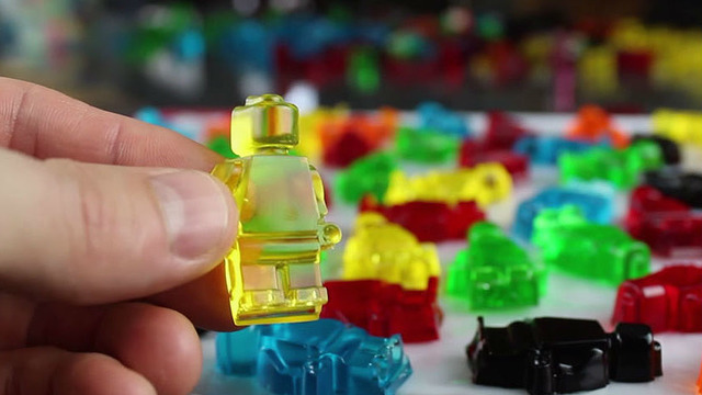 Tutmayın Ağlayacağım: İnsanı Çocukluğuna Döndüren Ev Yapımı Lego Jelibonlar!