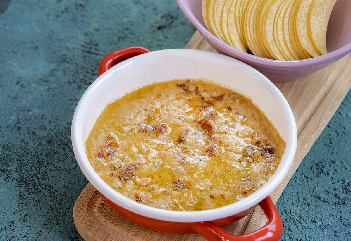 Ekmek Banmalık: Kuru Domatesli Peynir Eritme Tarifi