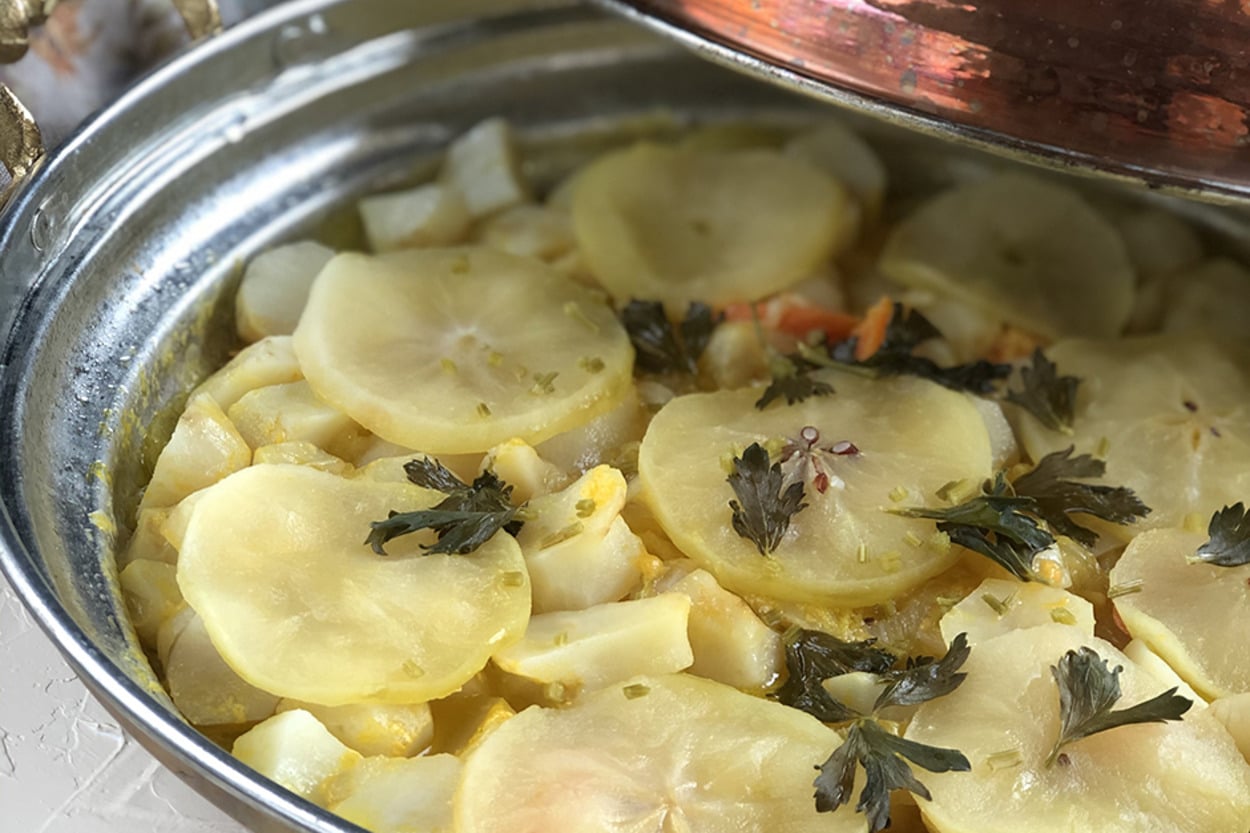 Bir de Böyle Deneyin: Yeşil Elmalı Zeytinyağlı Yer Elması