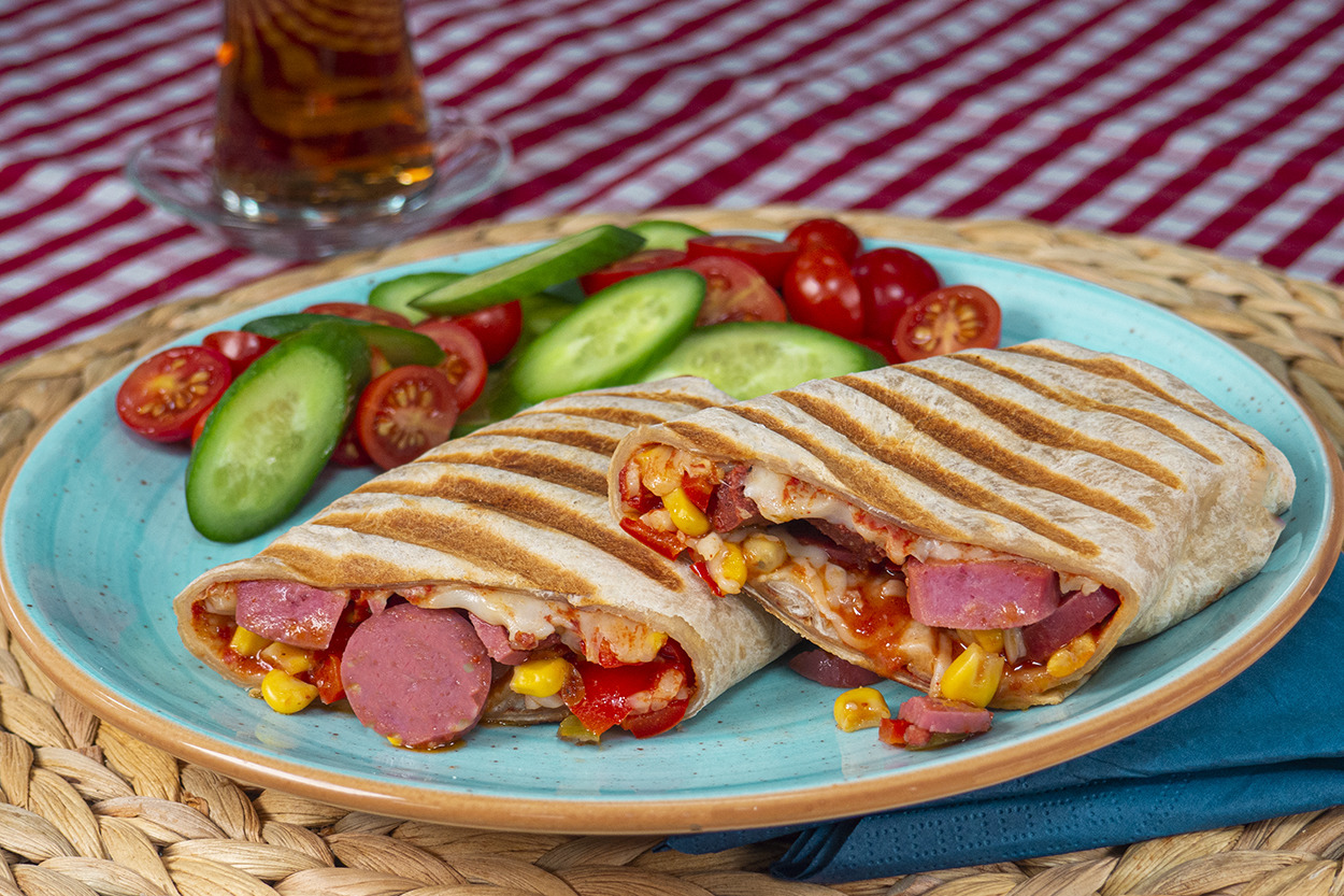 İçi Malzeme Dolu: Pizza Tost
