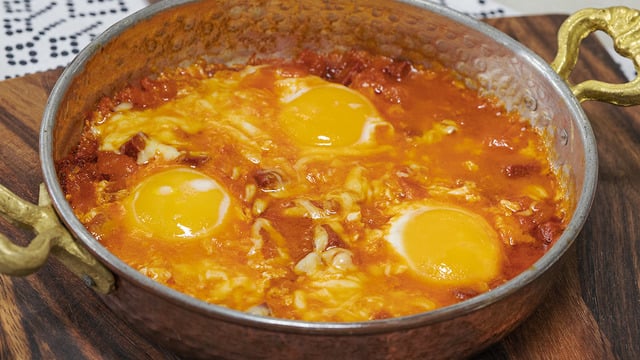 Kahvaltı Sofrasına: Yengen Yumurta