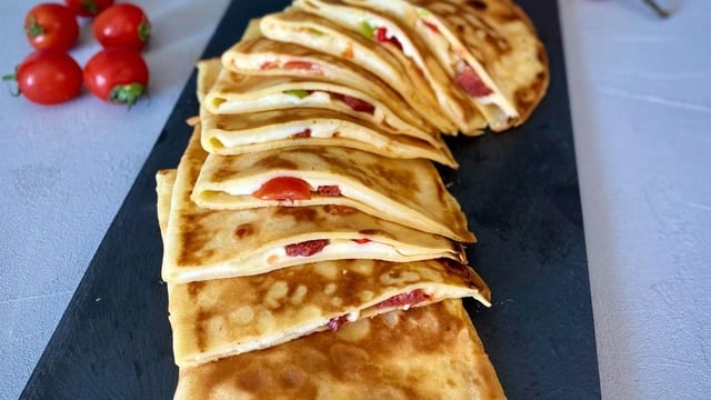 Hepsi Birlikte: Pizza Tadında Gözleme Krep
