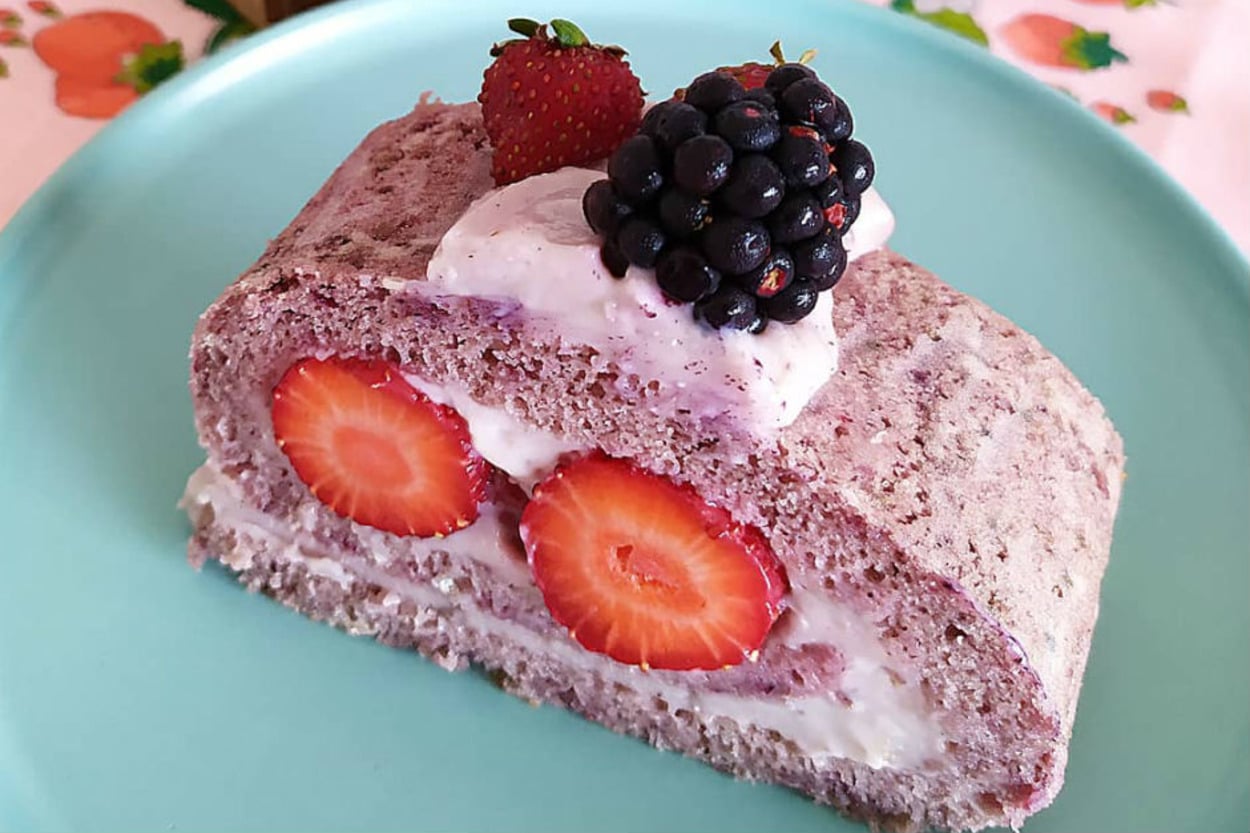 Günün Yıldızı: Böğürtlenli Swiss Roll