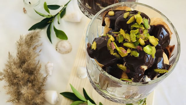 Çikolatalı Klasik Lezzet: Profiterol