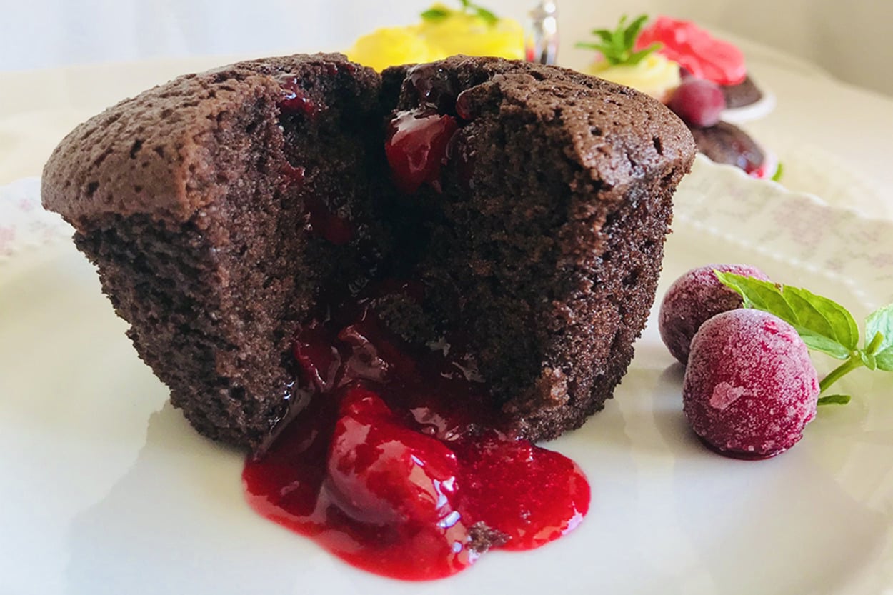 Şık Görünümü ve Enfes Tadıyla: Vişneli Muffin