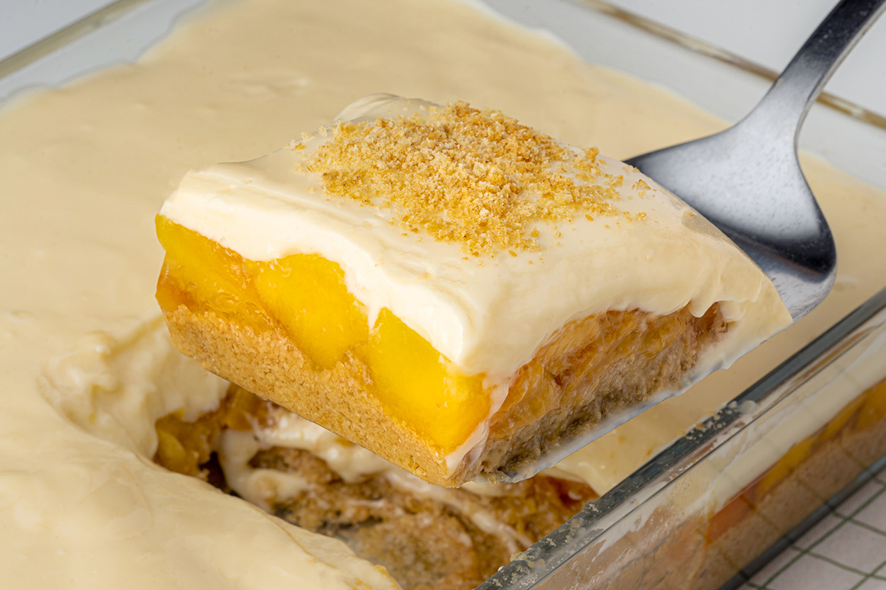 Cheesecake Tadında: Şeftali ve Jöleli Pasta