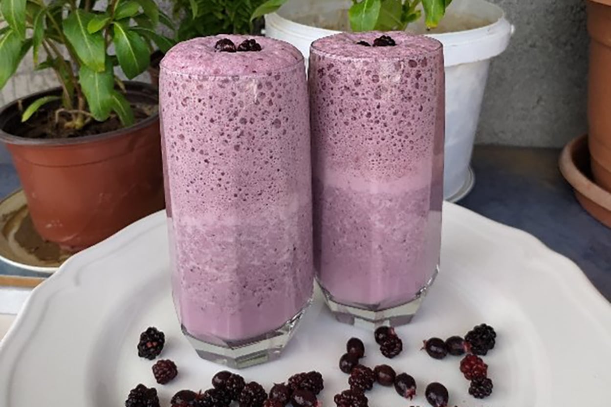 Serinleten İçecek: Böğürtlen Smoothie