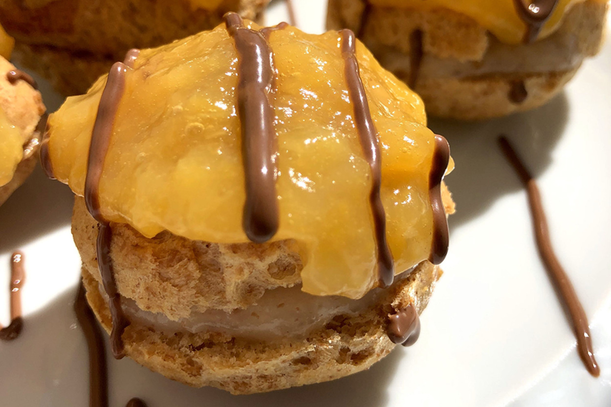 Bir de Böyle Deneyin: Şeftali Soslu Profiterol