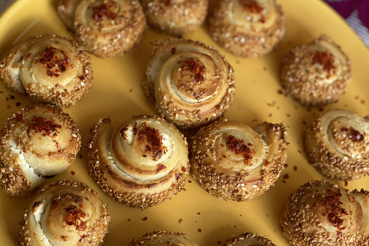 Lokmalık Lezzet: Simit Tadında Kolay Poğaça