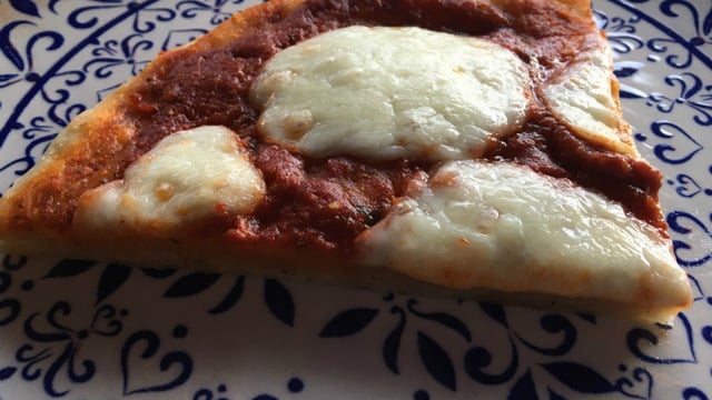 Pizza In Teglia Olarak Bilinir: İtalyan Ev Pizzası