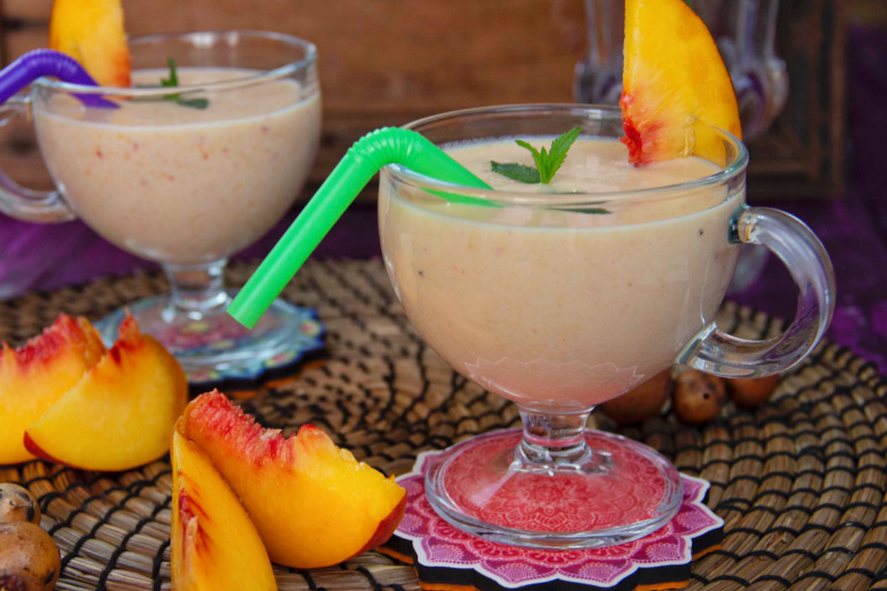 Lezzetle Ferahlatır: Şeftalili Milkshake