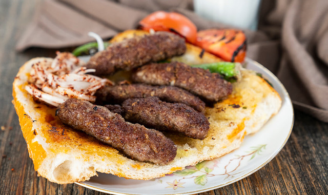 Yöresinde Epey Meşhur: Ödemiş Köftesi