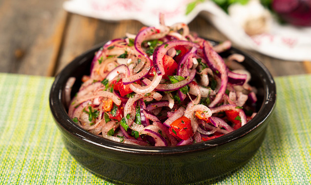 Sevdiğiniz O Lezzet: Kebapçı Salatası