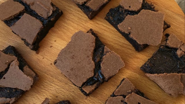 Çikolataya Doyurur: Kolay Brownie
