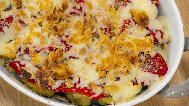 Doyurucu Özelliğiyle: Patates ve Enginarlı Sebze Graten