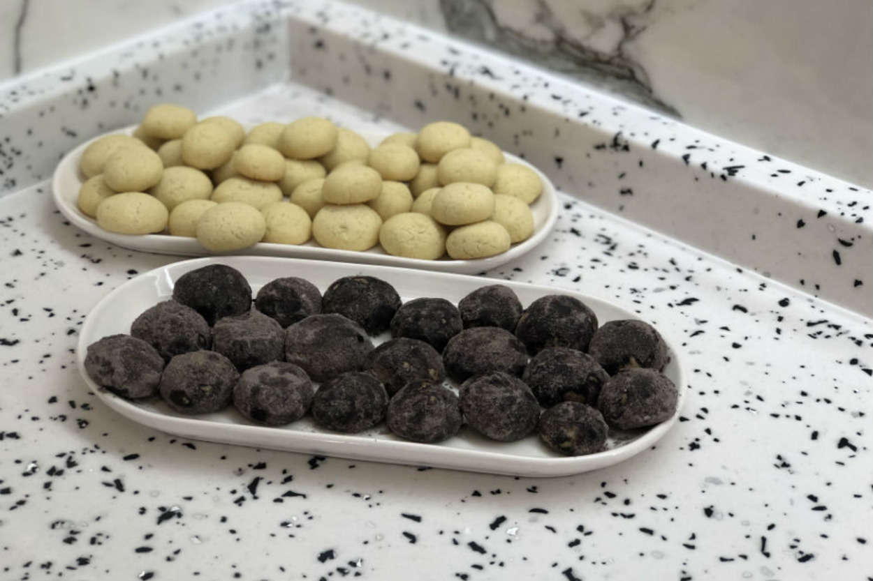 Ağızda Dağılan: Lokmalık Kumlu Kurabiye