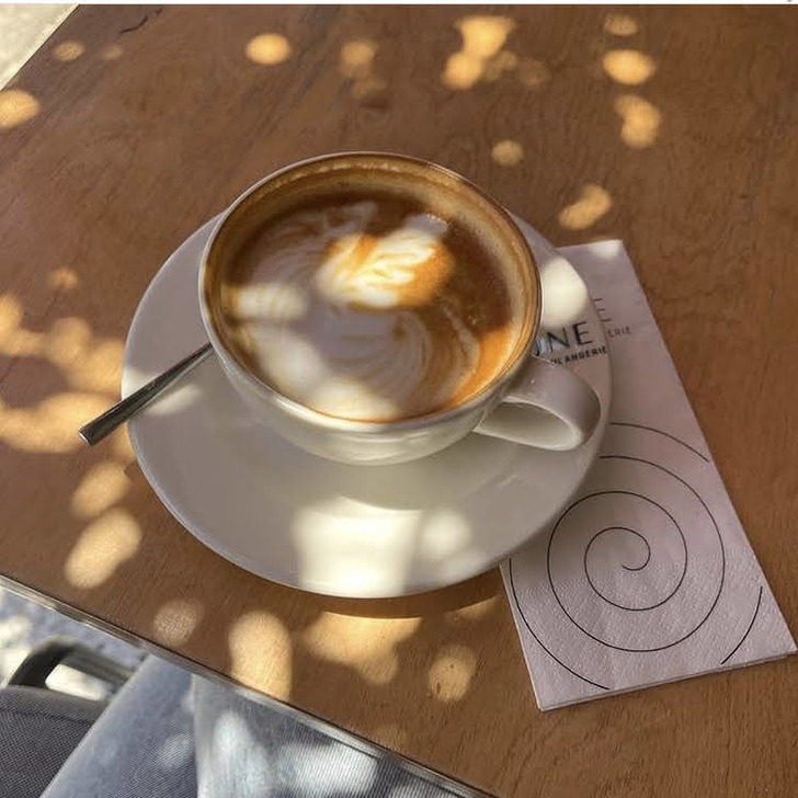 Alsancak'ın En Meşhur Pastanelerinden: Leone Patisserie & Boulangerie