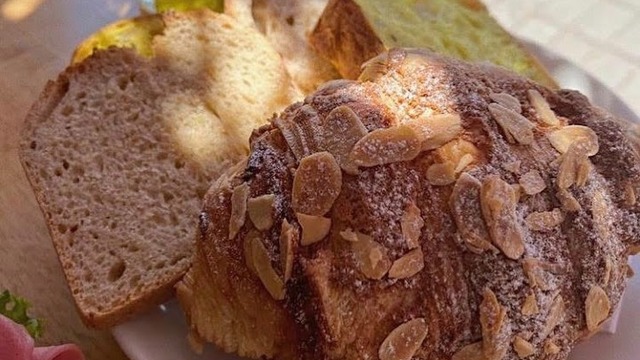 Alsancak'ın En Meşhur Pastanelerinden: Leone Patisserie & Boulangerie