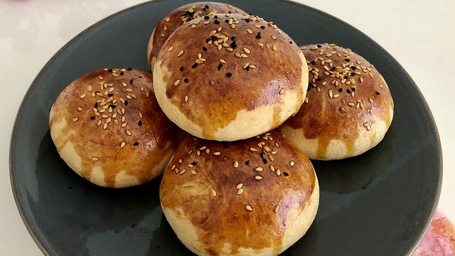 Yumuşacık ve Pofuduk: Mayonezli Poğaça