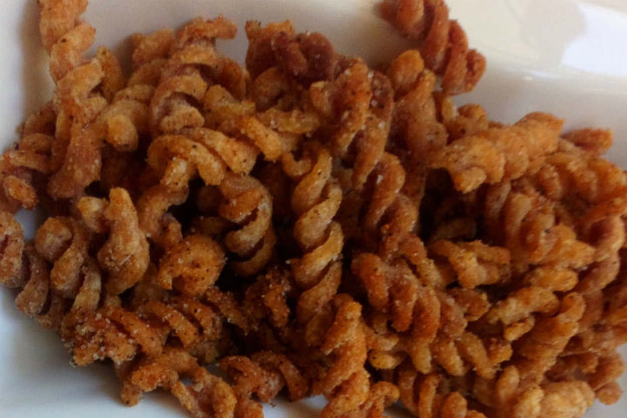 Birkaç Malzeme Yeter: Makarna Cipsi
