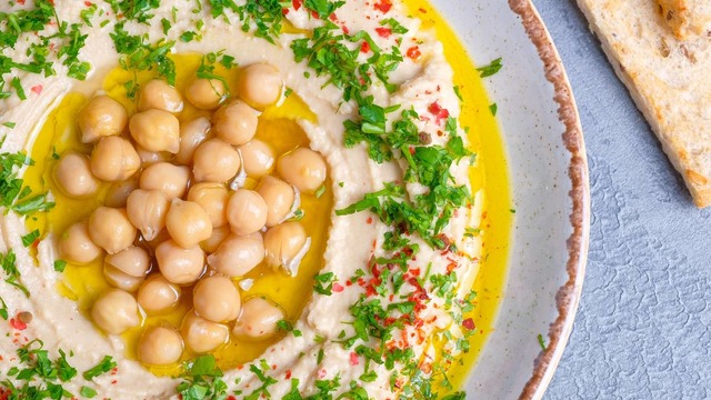 Pürüzsüz Kıvamın Tüm Sırları Burada: Humus Yapmanın Püf Noktaları