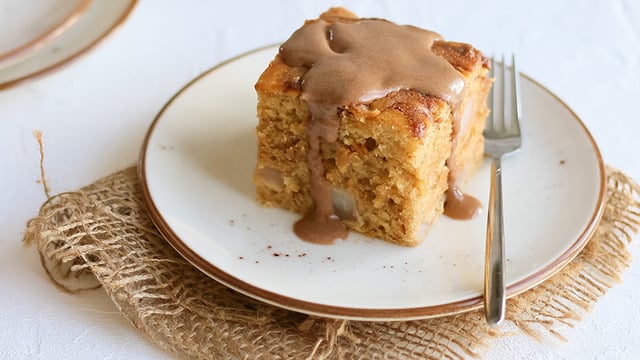 Lezzetine Doyum Olmaz: Armutlu Tahinli Sonbahar Keki