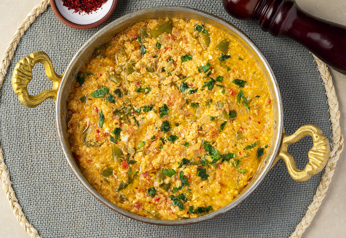 Ban Ekmeği: Kusursuz Menemen Tarifi