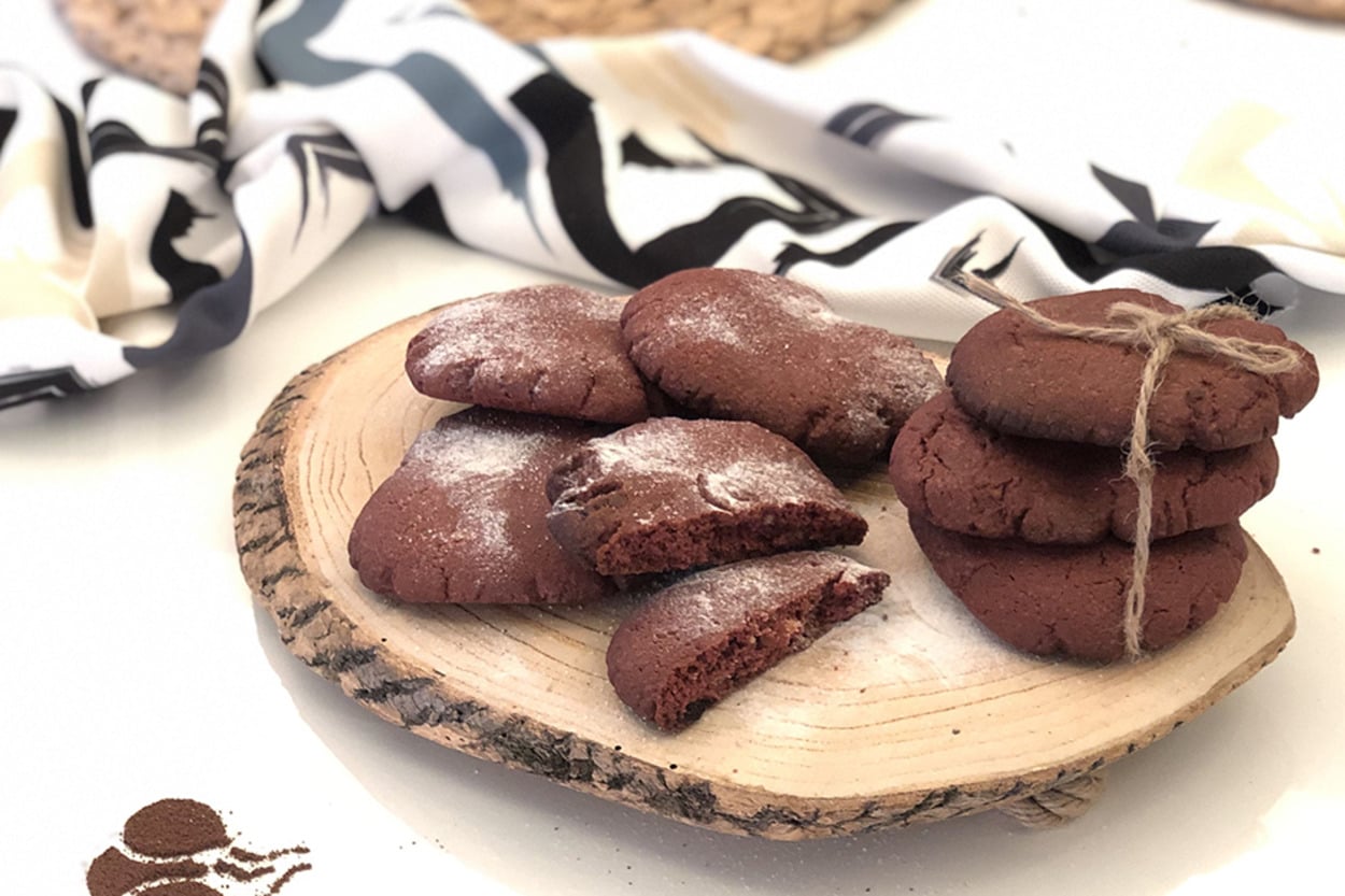 Red Velvet Diye Bilinen: Kırmızı Kadife Kurabiye