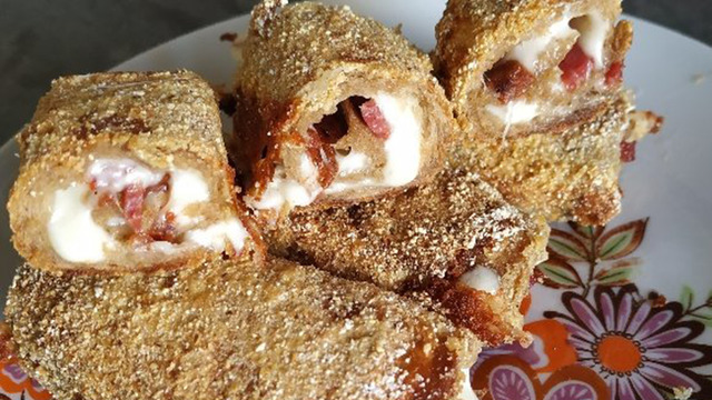 Oldukça Doyurucu: Kahvaltılık Kaşarlı Rulo