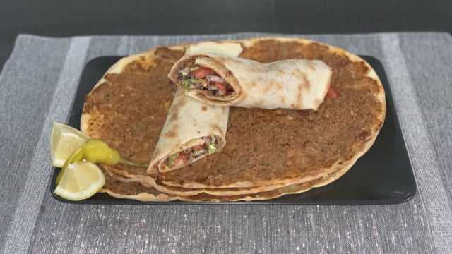 Çıtır Hamurlu: Ev Yapımı Lahmacun