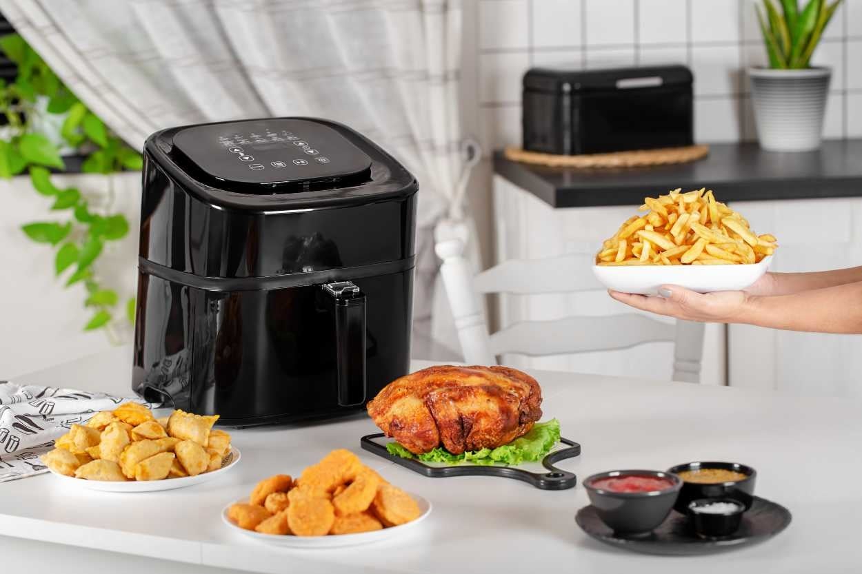 Hangi Tarifler Yapılır, Ne İşe Yarar Merak Edenlere: Airfryer Nedir, Nasıl Kullanılır?