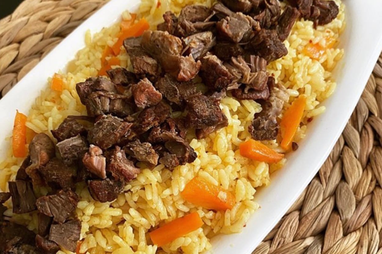 Mutfağınıza Konuk Oluyoruz: Acem Pilavı