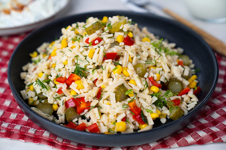 Erişte Salatası Tarifi