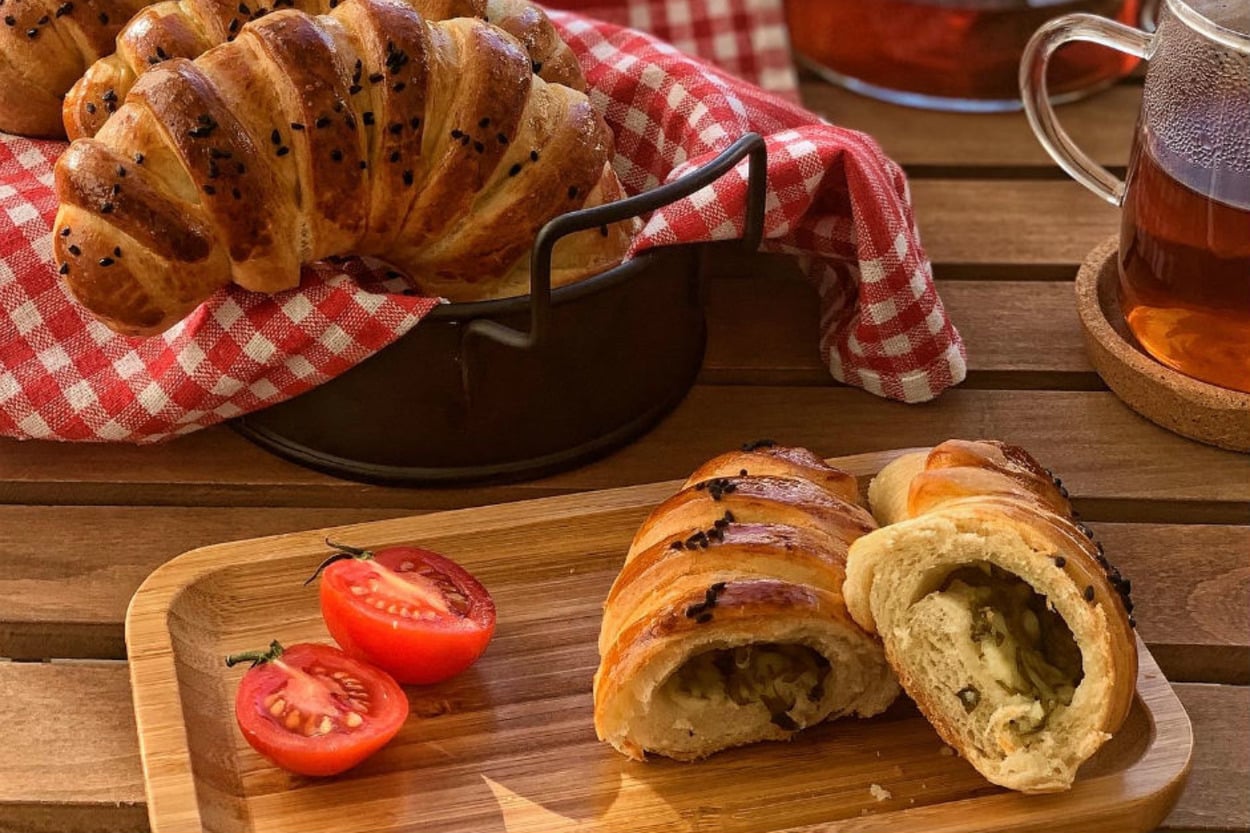 Çay Ona Aşık: Puf Puf Şerit Poğaça