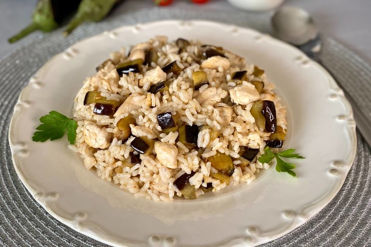 Tavuklu Patlıcanlı Pilav Tarifi