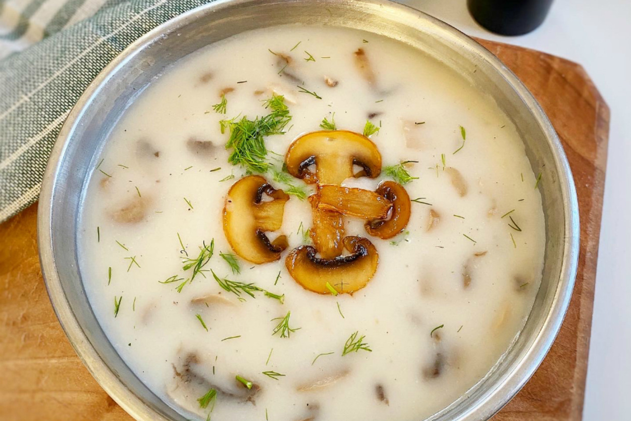Mantarı Sevdirir: Sütlü Mantar Çorbası