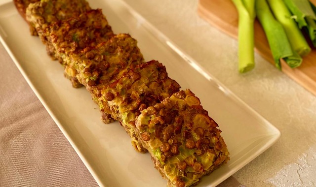 Az Malzemeli: Pırasalı Mercimekli Unsuz Börek