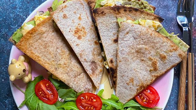 Meksika Mutfağından: Kahvaltılık Quesadillas