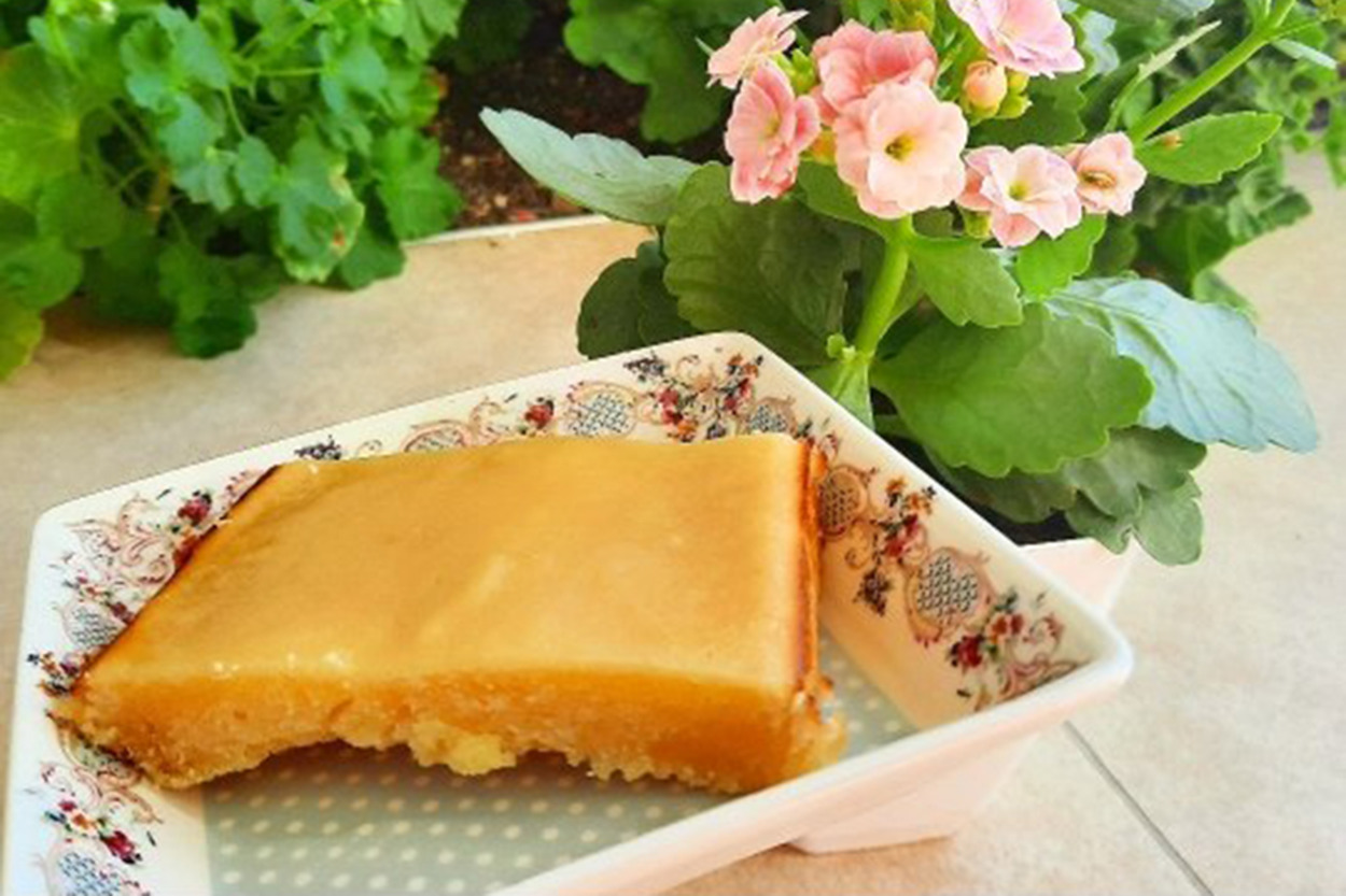 Enfes Aromasıyla: Limonlu Blondie