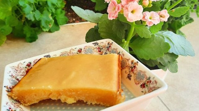 Enfes Aromasıyla: Limonlu Blondie