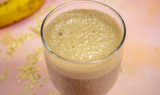 Kıvamı Harika: Kahveli ve Yulaflı Smoothie